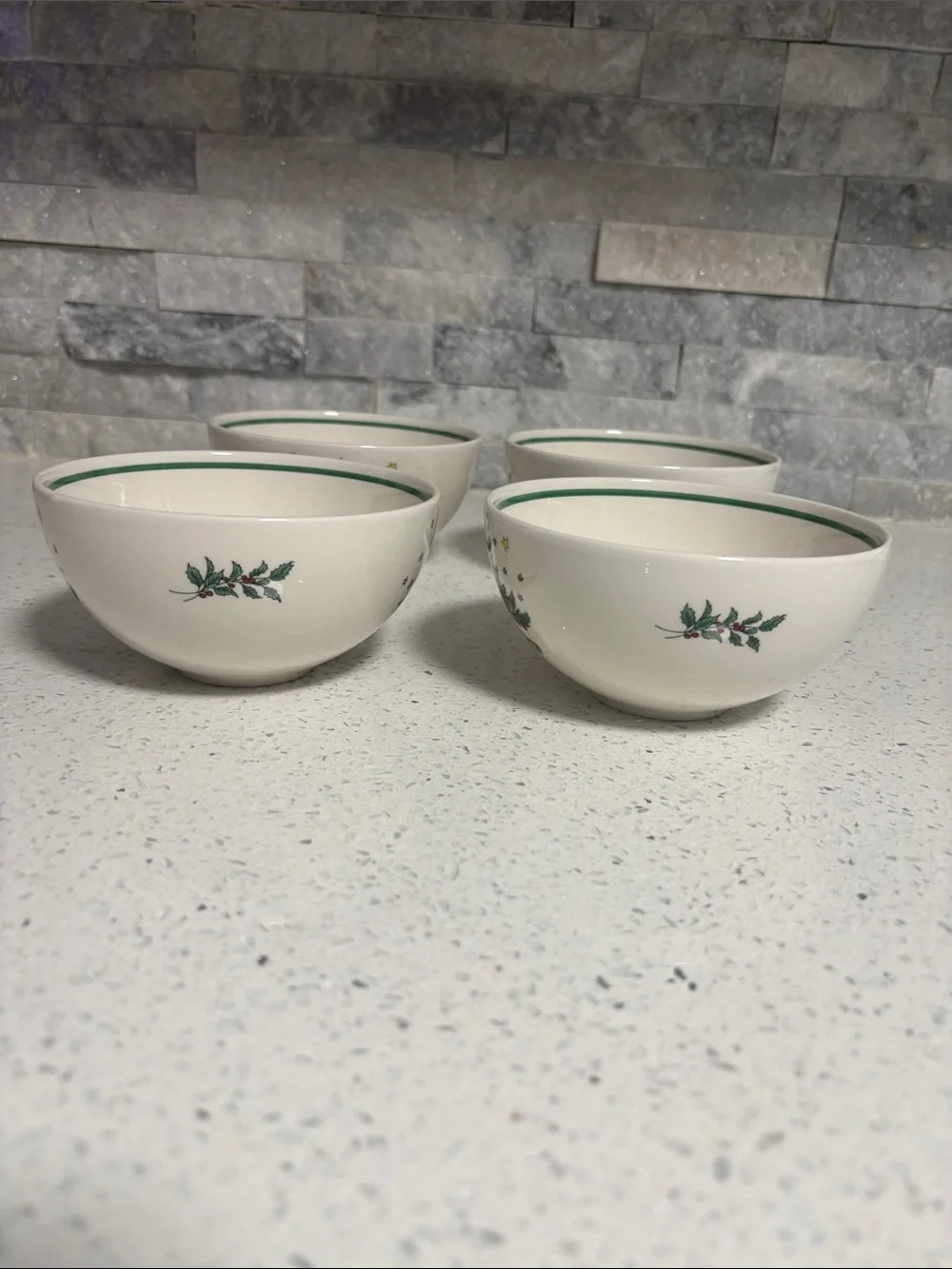 Nikko Japan Happy Holidays Christmastime Bowl Set of 4 Festive Tree Presents